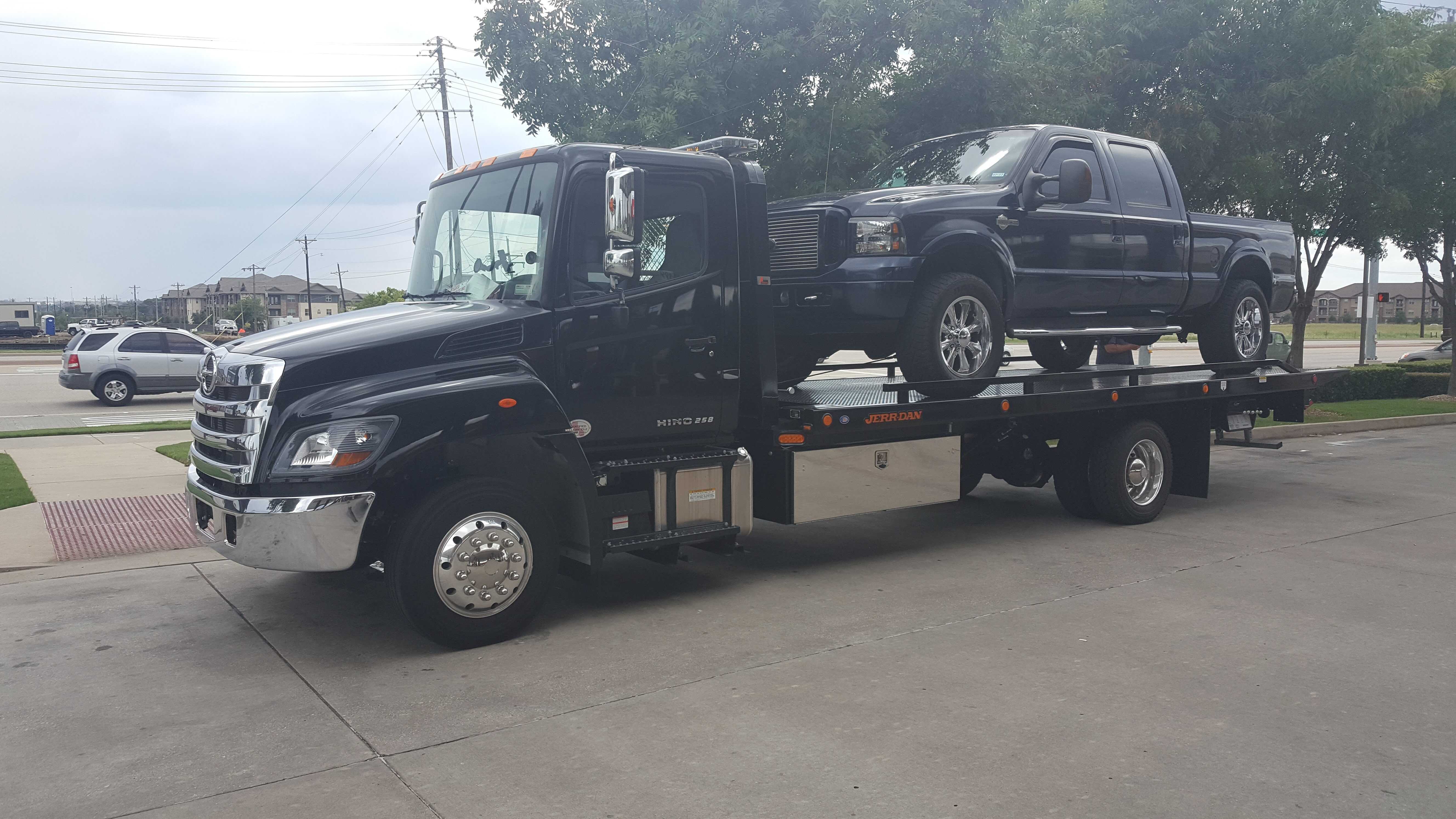 Tow Truck In Murphy